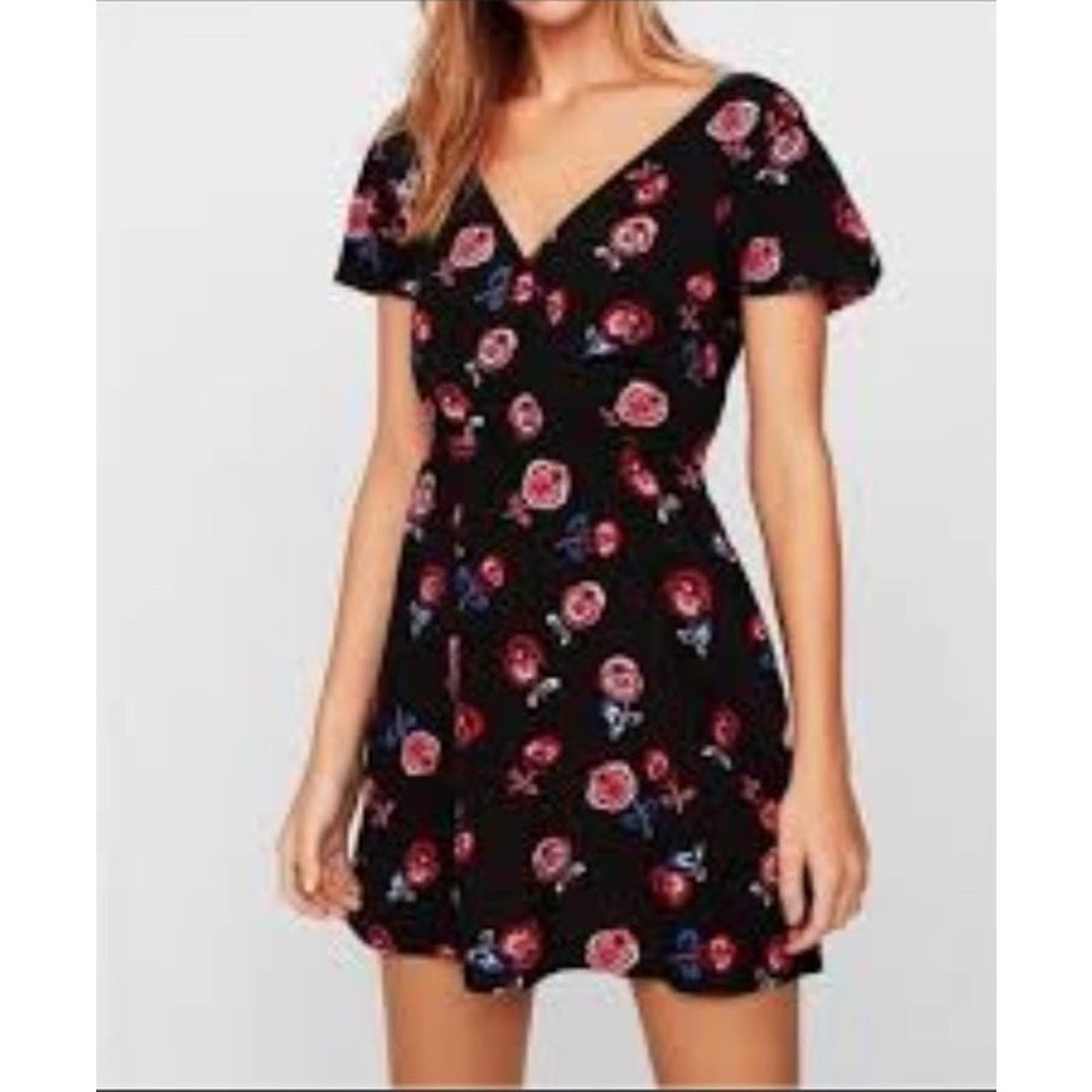 Express floral tie back dress size small